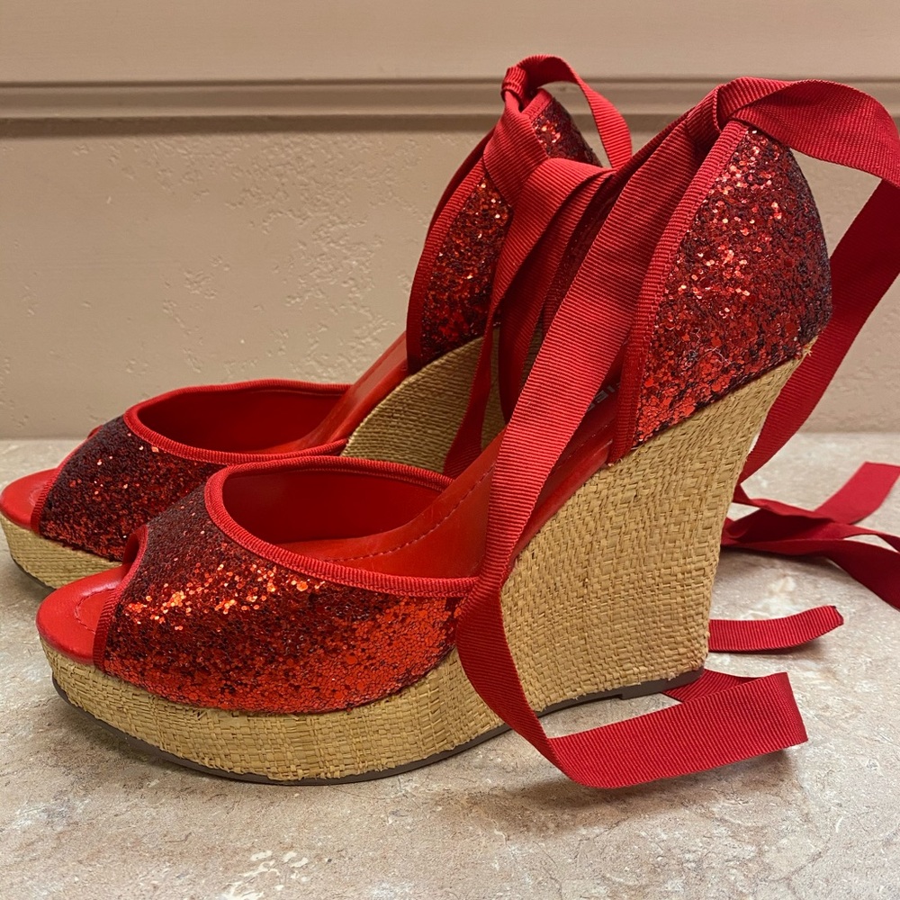 Red glitter wrap around wedges